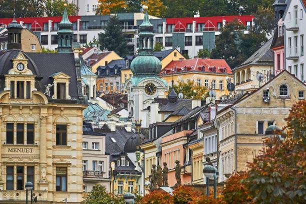 Imperial Apartment In Bohemia Residence By Rentez Karlovy Vary Exterior foto